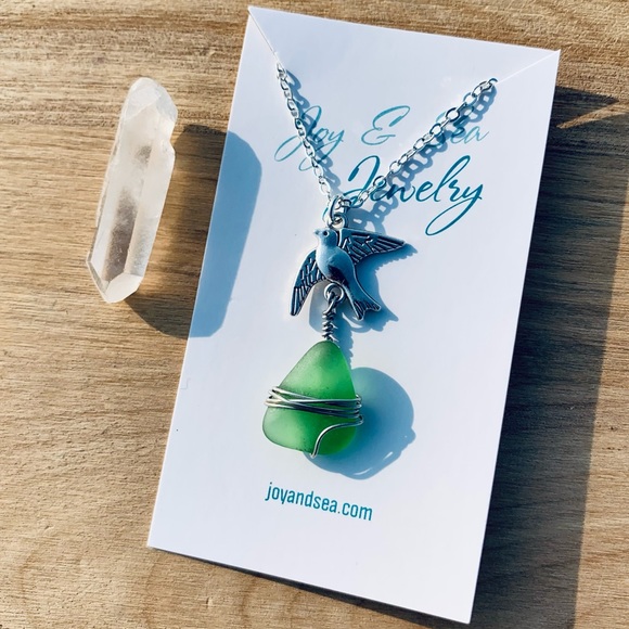 Tropical Sparrow Seaglass Necklace - Picture 2 of 8